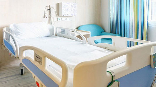 5 Things to Think About Before Buying a Hospital Bed